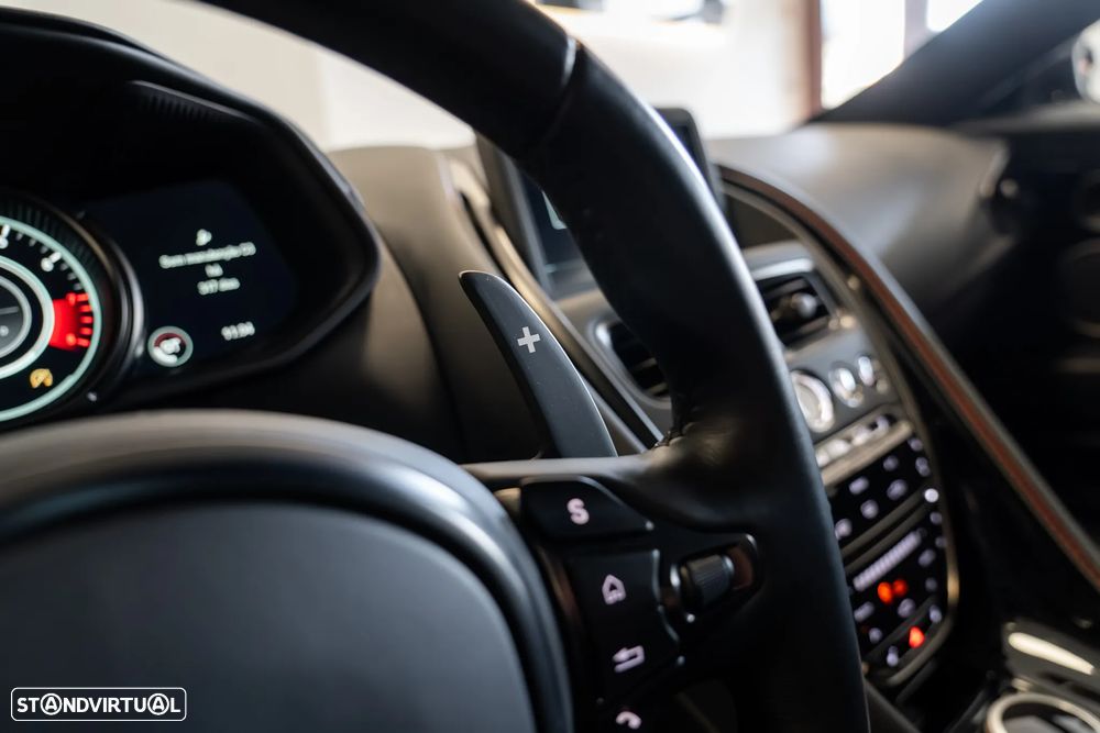 Aston Martin DB11 Coupé V8 Auto - 13