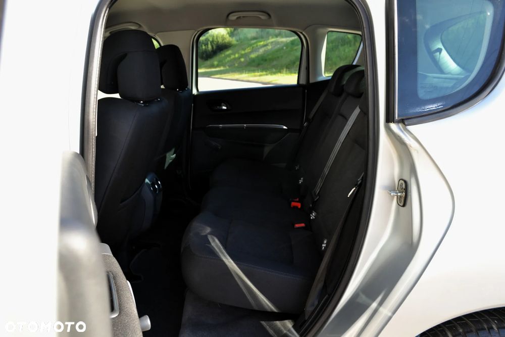 Peugeot 3008 1.6 HDi Trendy - 7