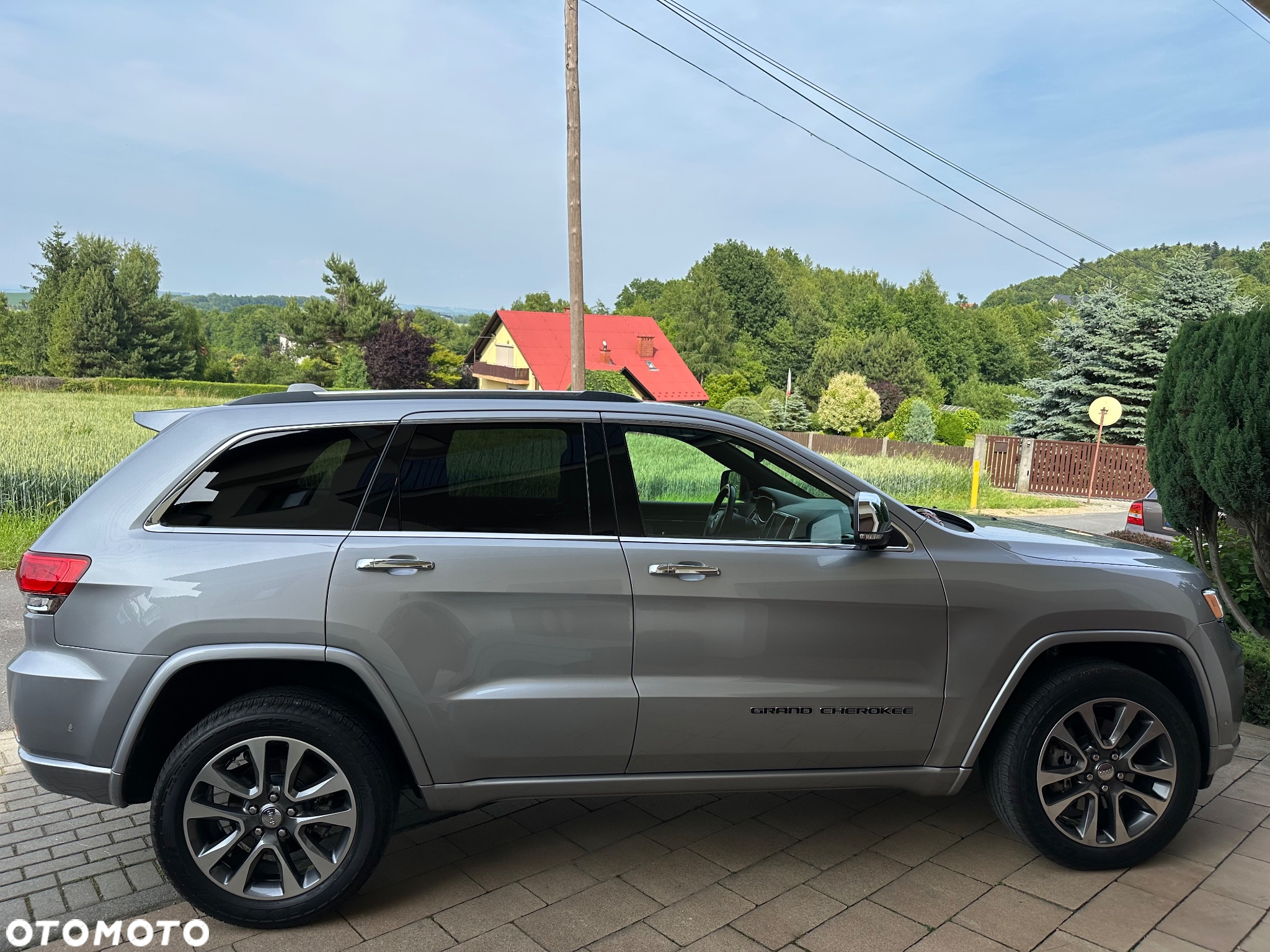 Jeep Grand Cherokee 5.7 V8 HEMI Overland - 16