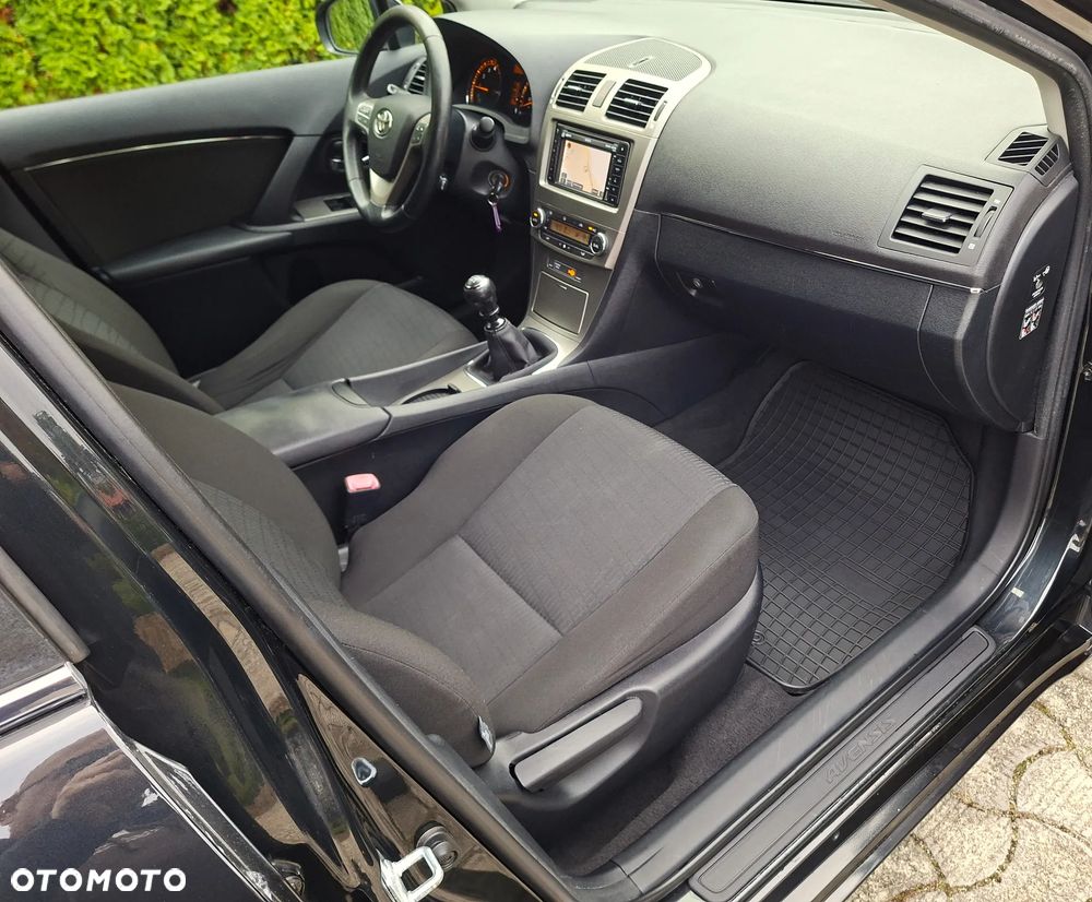 Toyota Avensis Touring Sports 1.8 Edition-S - 11