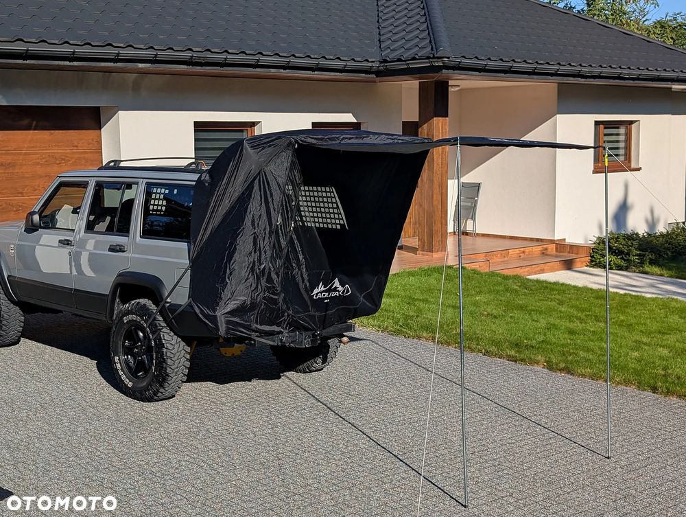 Jeep Cherokee 4.0 - 30