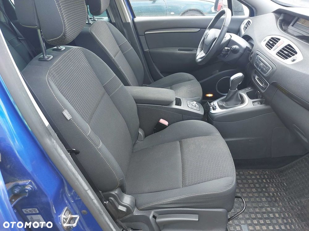 Renault Scenic 2.0 16V 140 CVT Luxe - 8