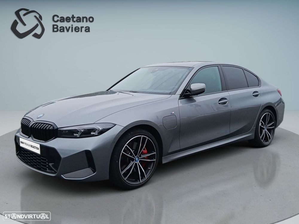 BMW 320 e Pack Desportivo M Auto - 1