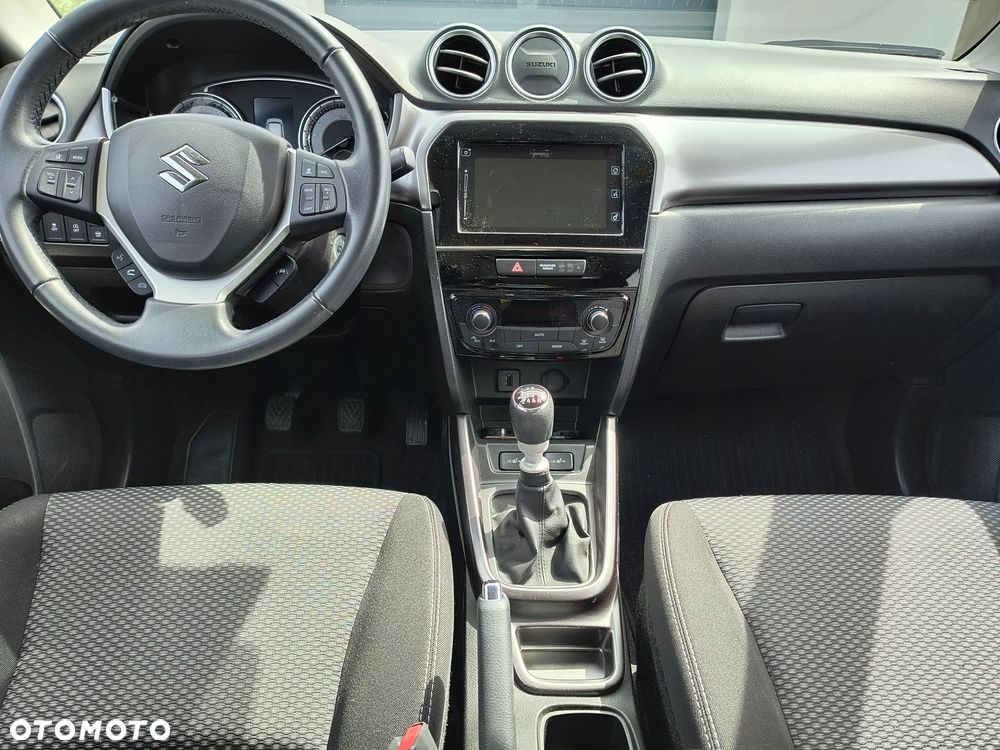 Suzuki Vitara 1.4 Boosterjet SHVS Elegance 2WD - 6