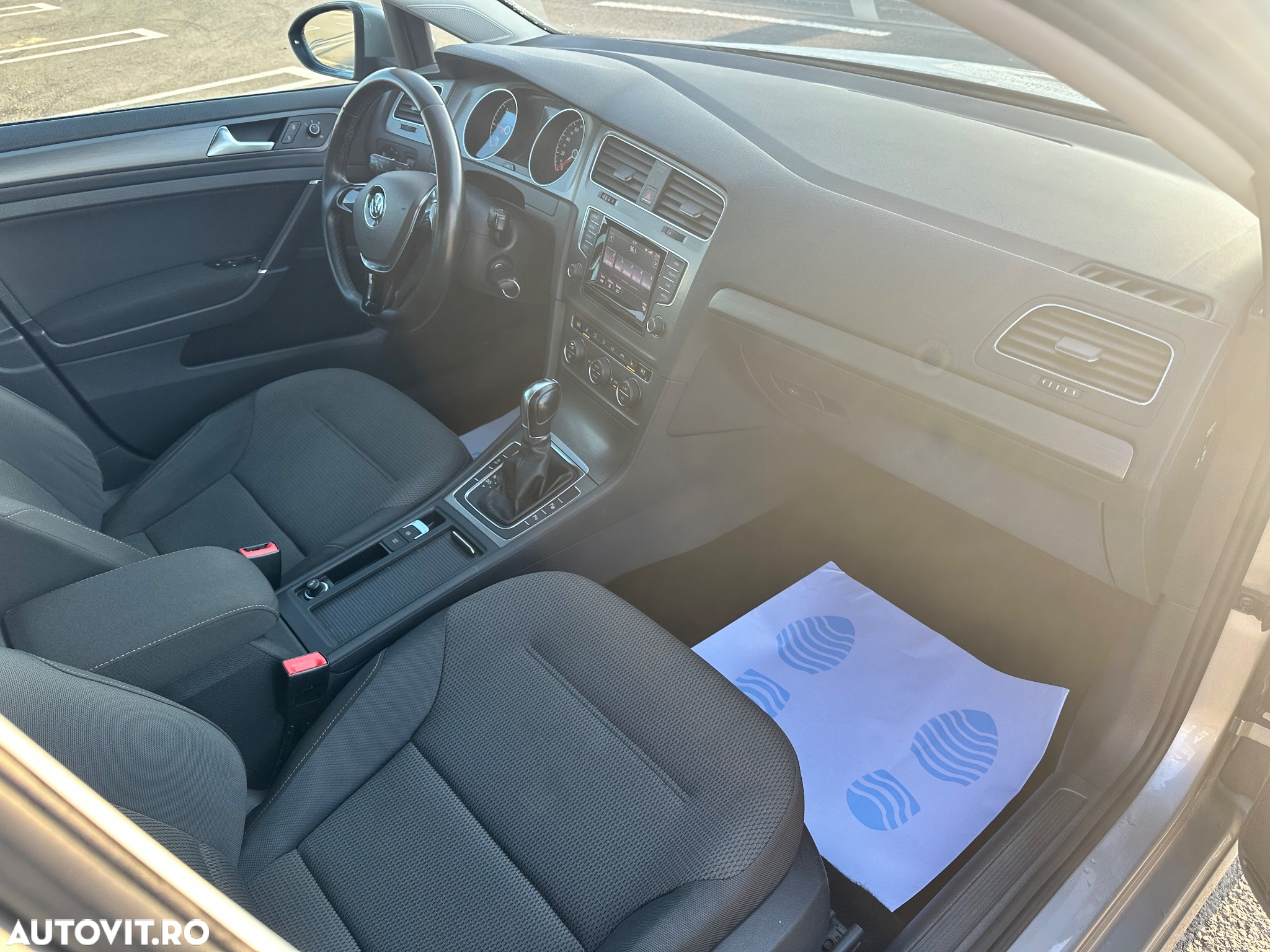 Volkswagen Golf 2.0 TDI BlueMotion Technology Highline DSG - 6