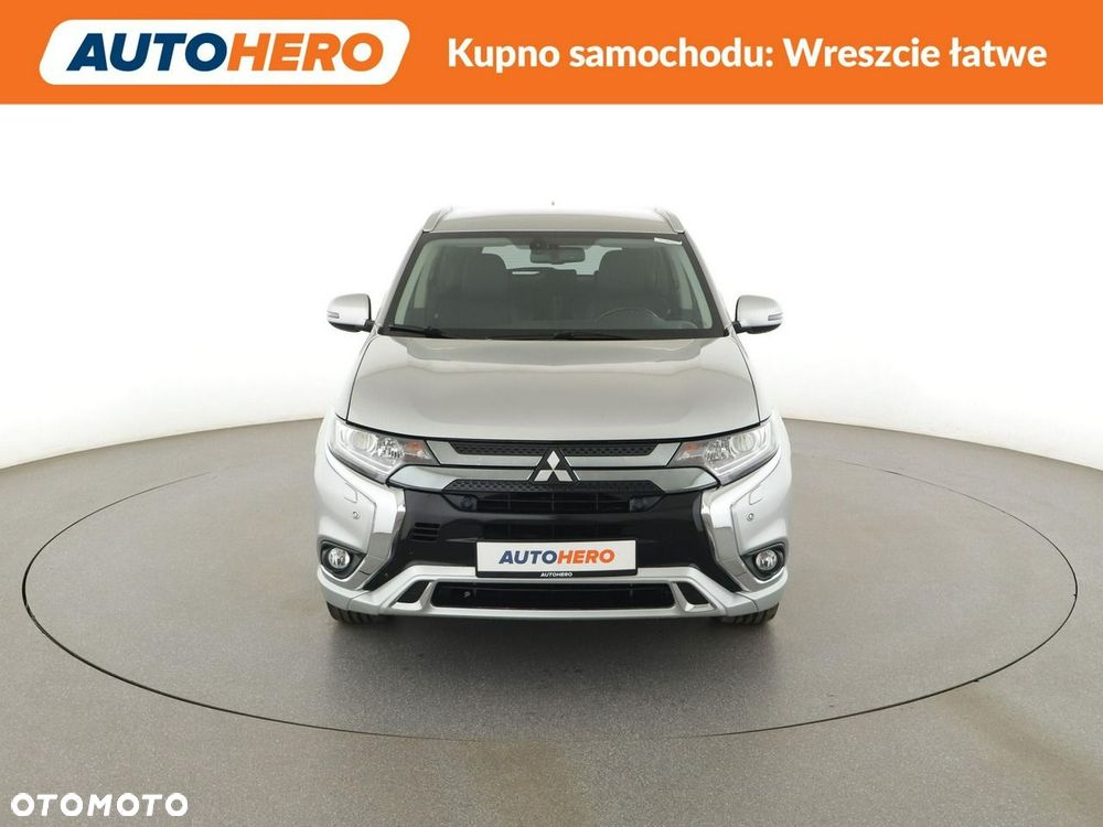 Mitsubishi Outlander 2.4 4WD Top - 12