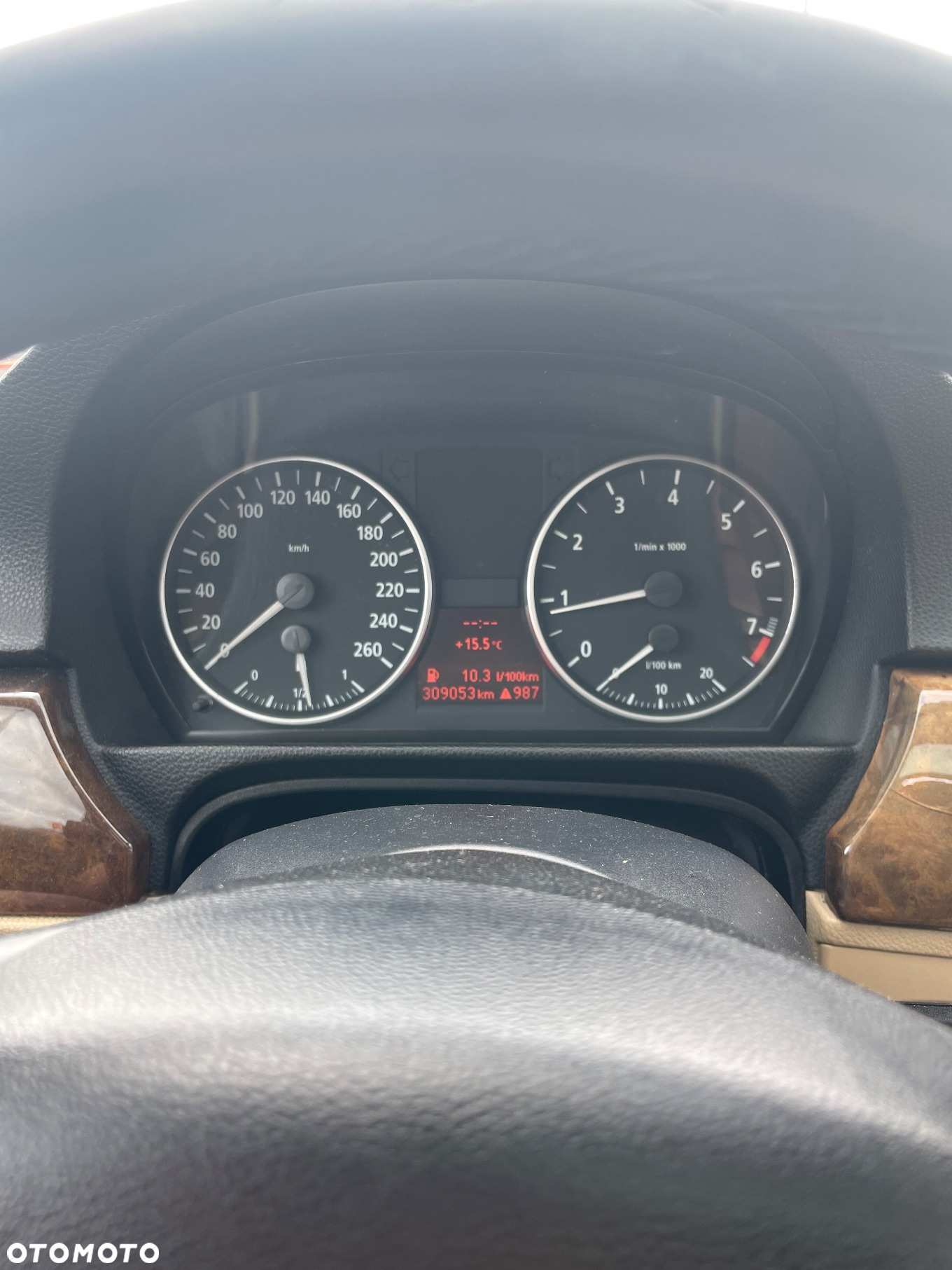 BMW Seria 3 325i - 7