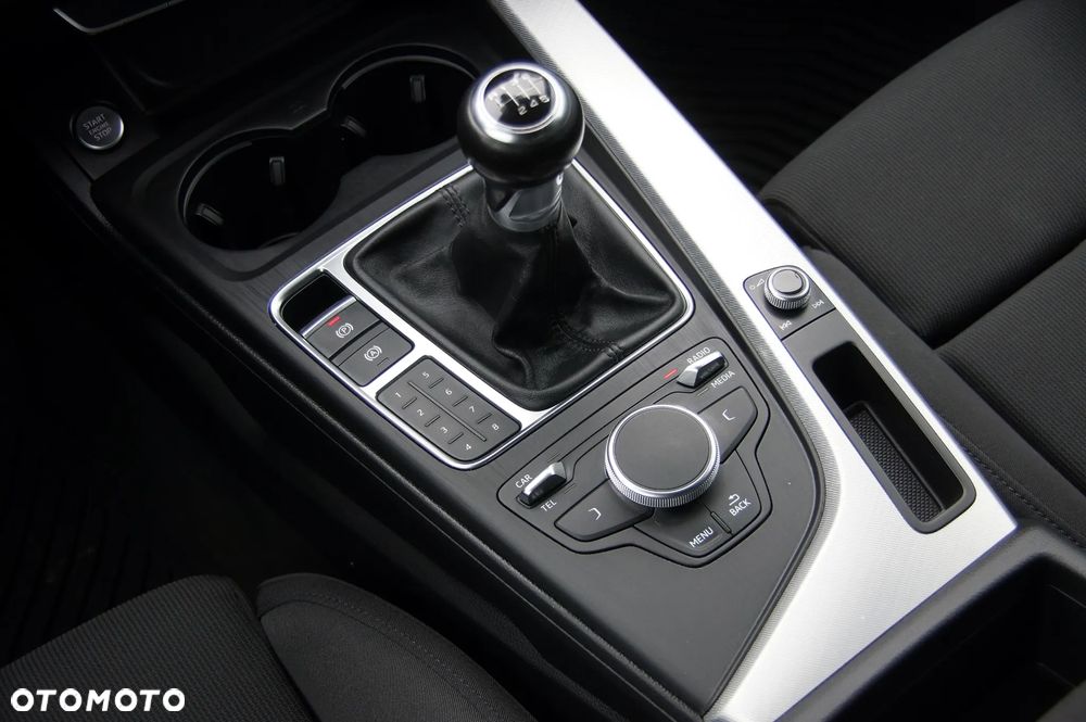 Audi A4 Limousine 2.0 TDI ultra - 17