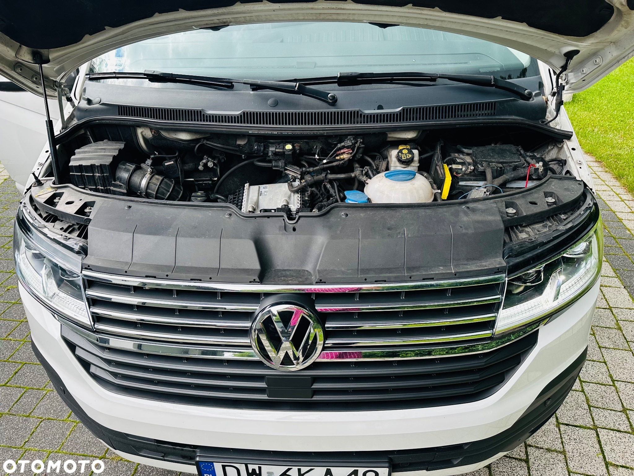 Volkswagen Caravelle 6.1 2.0 TDI L2 Highline - 23