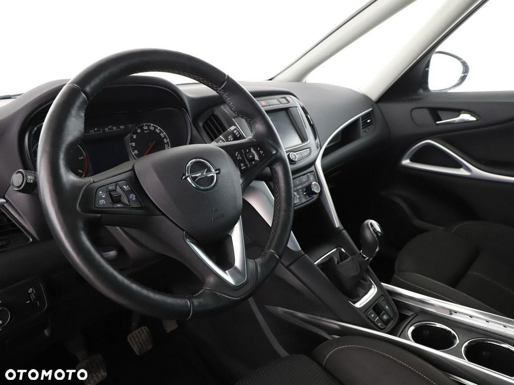Opel Zafira 2.0 D (CDTI ecoFLEX) Start/Stop Business Innovation - 14