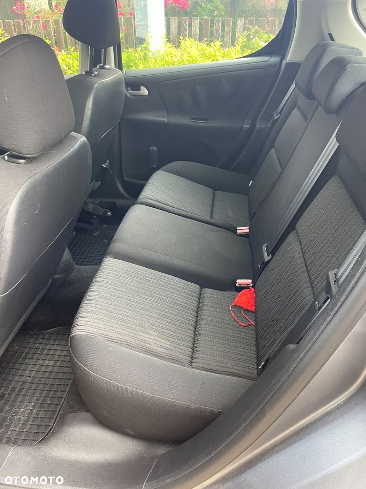 Peugeot 207 1.4 Presence - 8