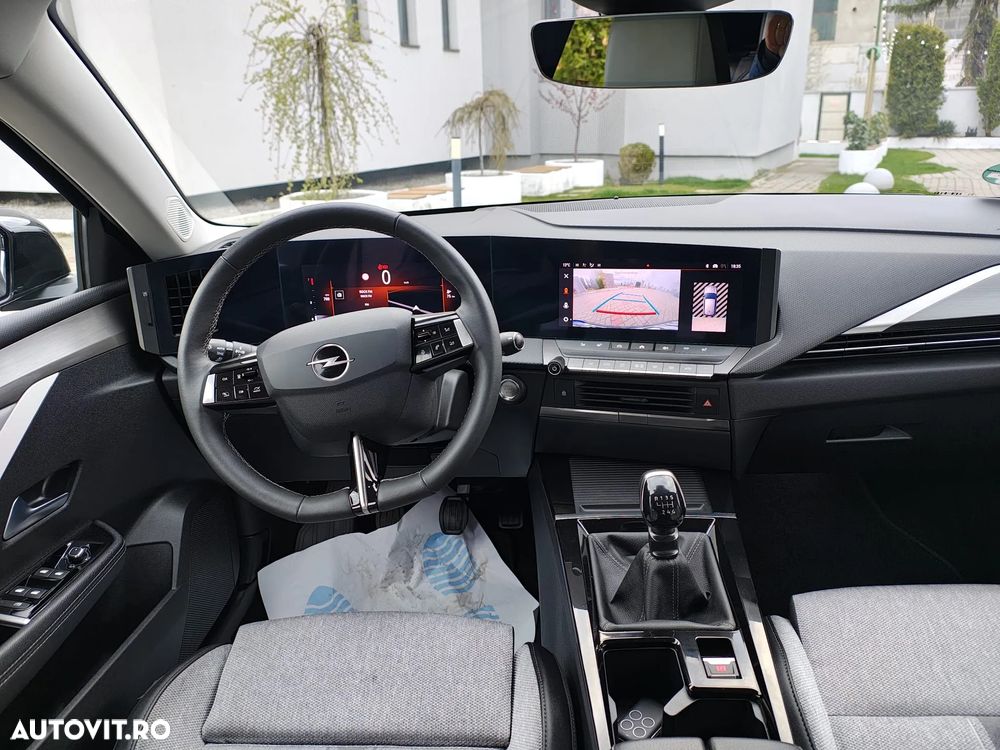 Opel Astra Sport Tourer 1.2L Turbo Start/Stop Business Edition - 8