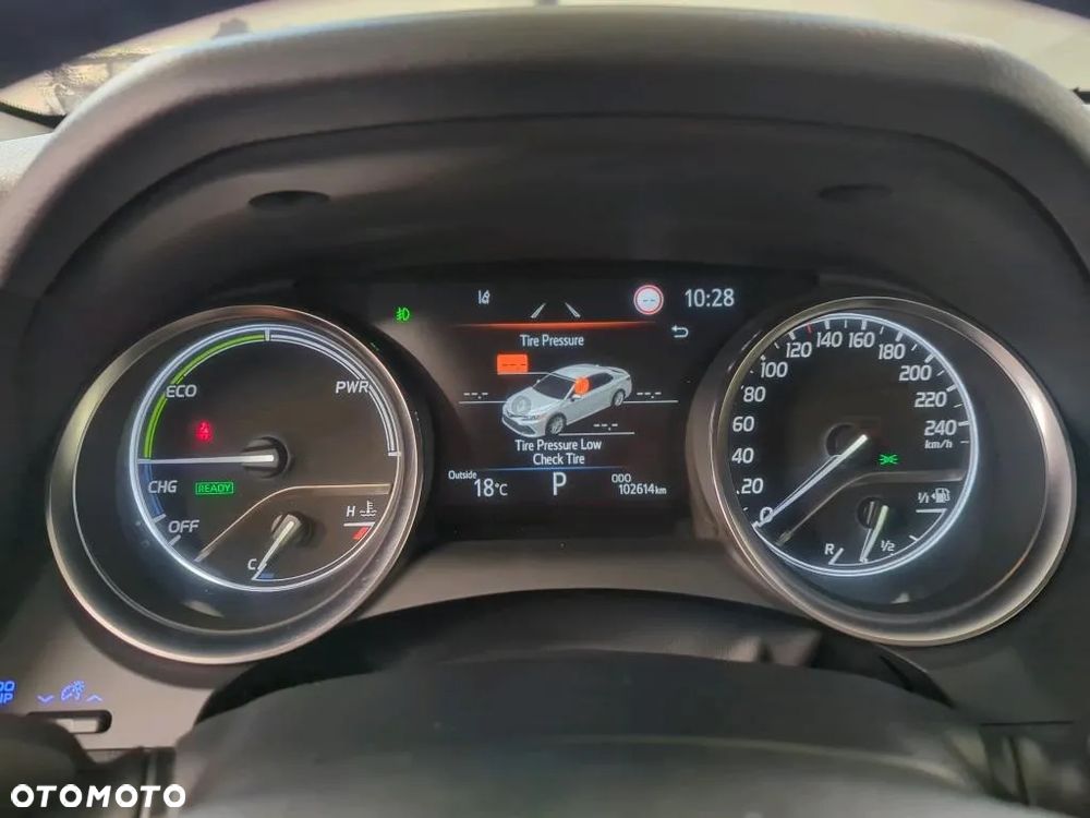 Toyota Camry 2.5 Hybrid Comfort CVT - 11