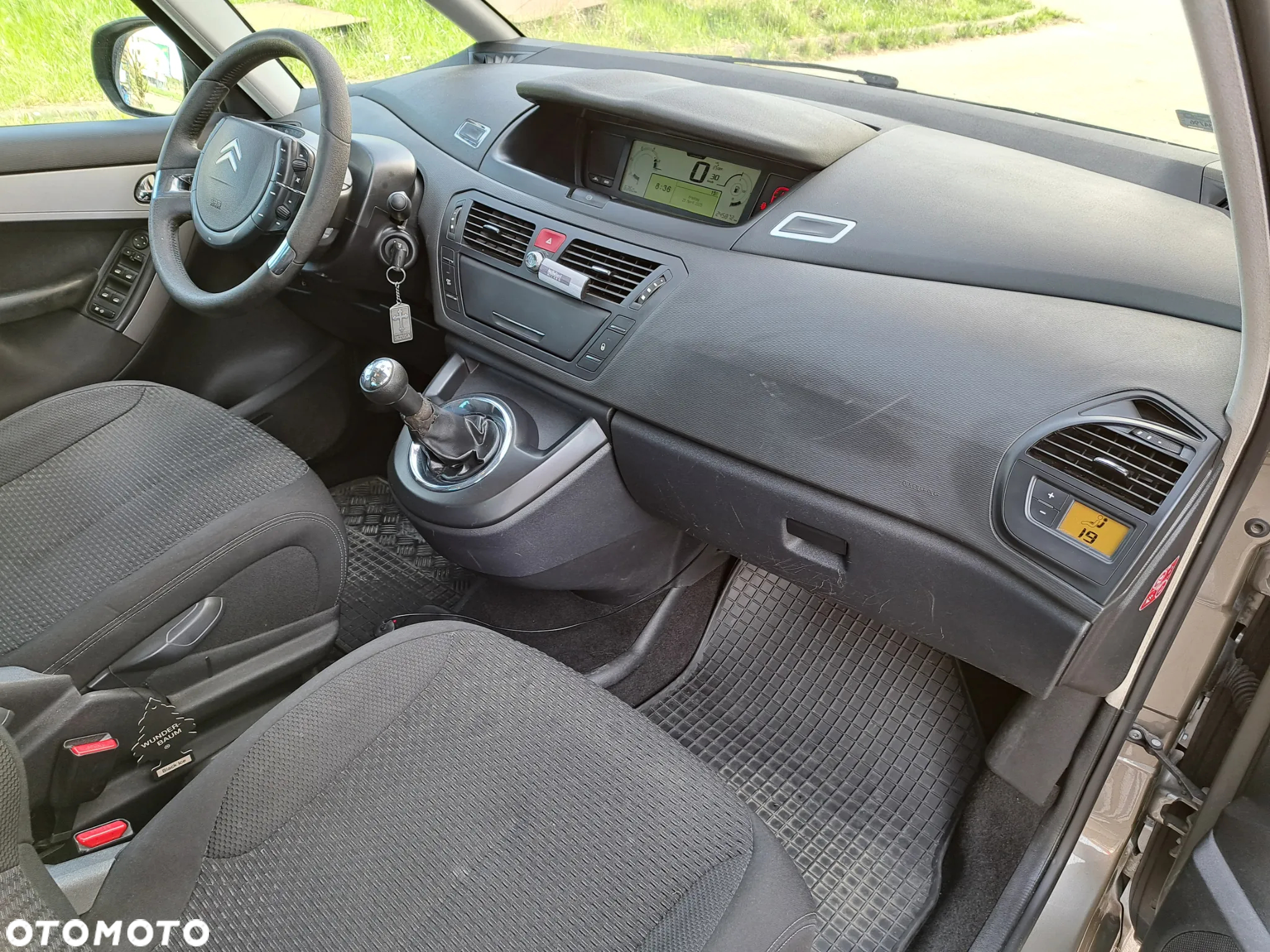 Citroën C4 Picasso - 17