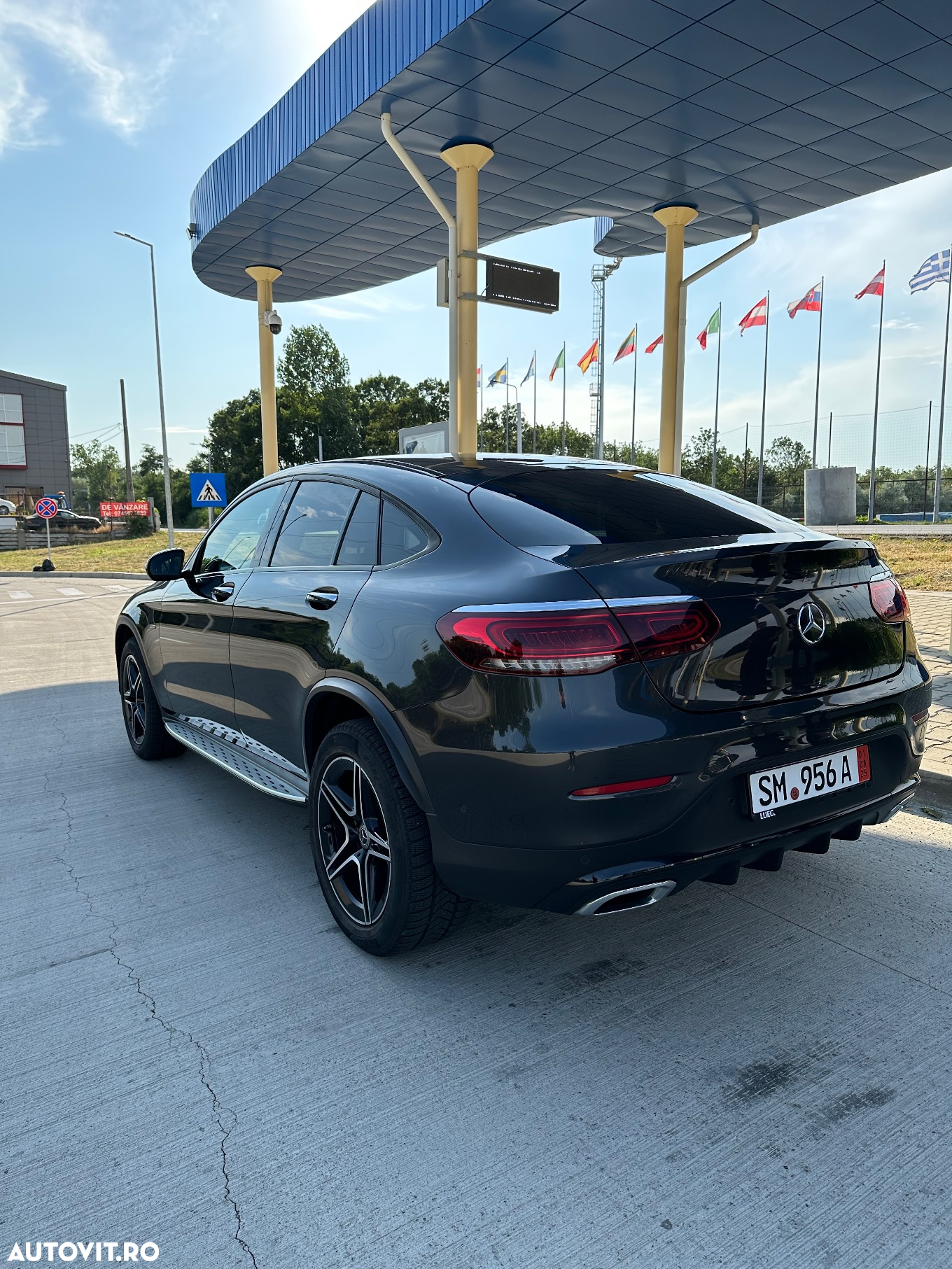 Mercedes-Benz GLC Coupe 300 e 4Matic 9G-TRONIC AMG Line Plus - 4