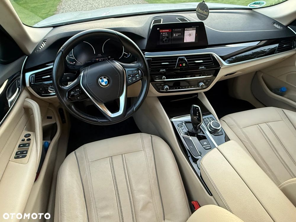 BMW Seria 5 520d - 19