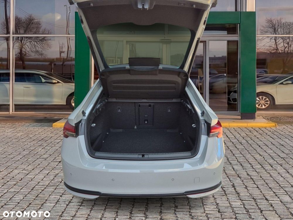 Skoda Octavia 2.0 TDI Sportline DSG - 22