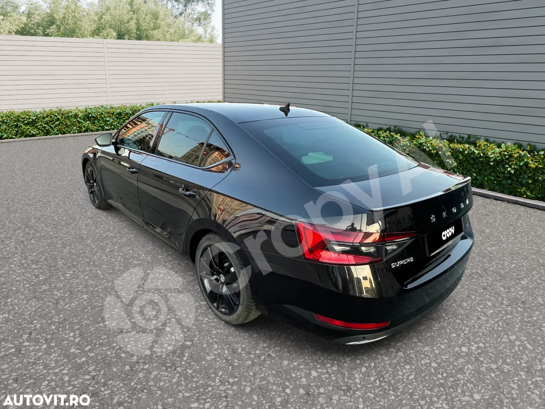 Skoda Superb 2.0 TDI DSG Sportline - 5