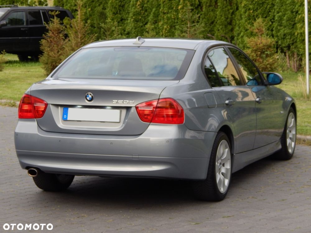 BMW Seria 3 320d - 2