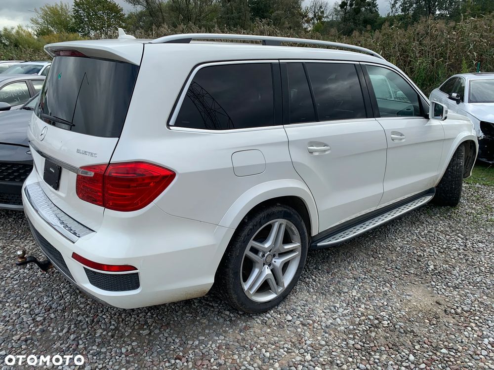 Mercedes-Benz GL 350 BlueTec 4-Matic - 7