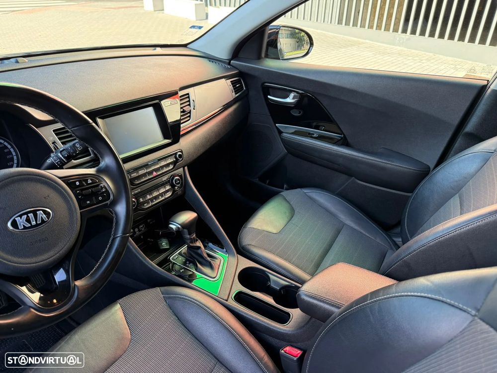 Kia Niro 1.6 GDi HEV - 14
