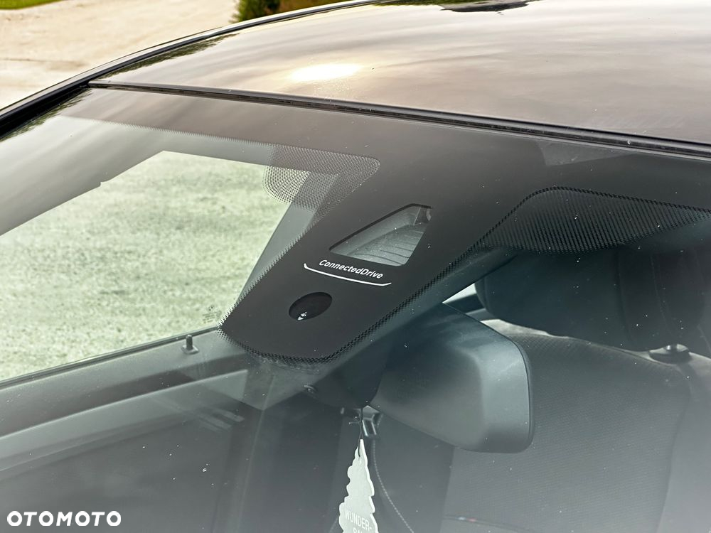 BMW Seria 5 520d - 36
