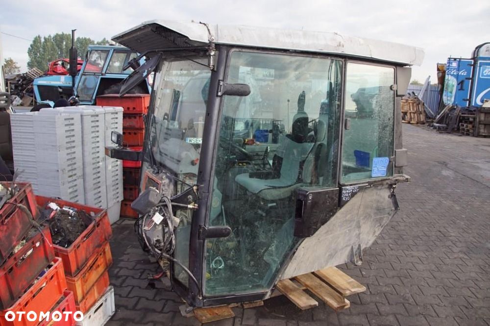 KABINA TRAKTOR LAMBORGHINI PREMIUM 2002 - 1