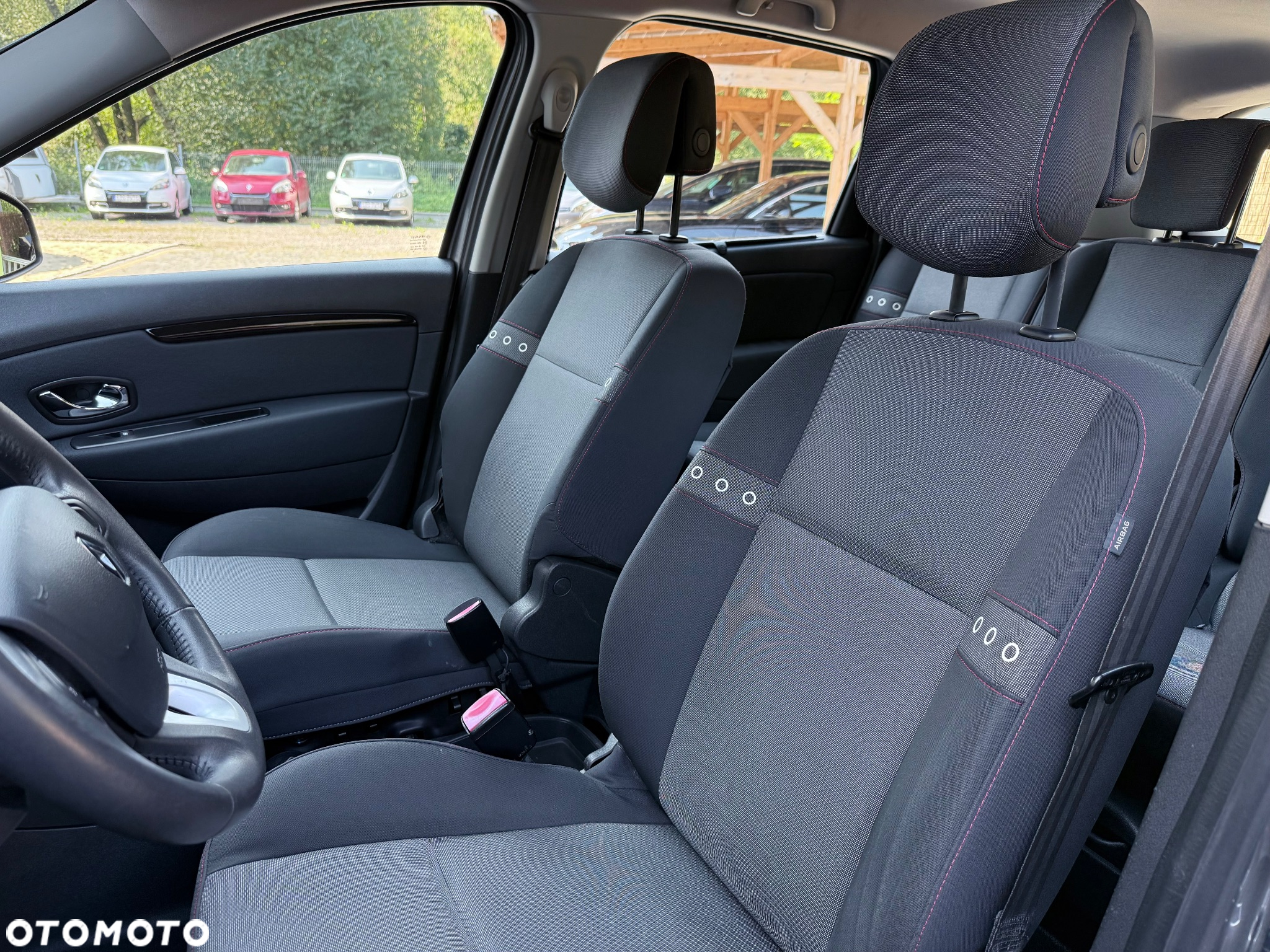 Renault Grand Scenic 1.6 16V 110 Paris - 19