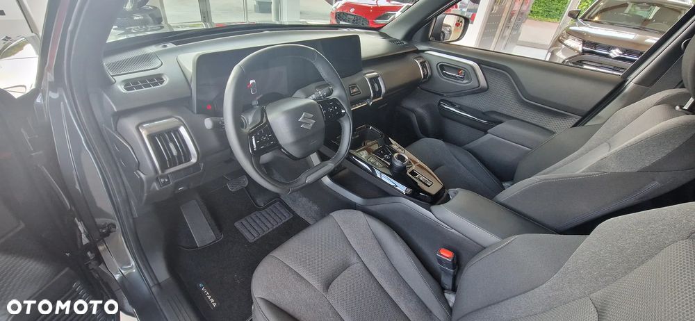Suzuki e VITARA - 12