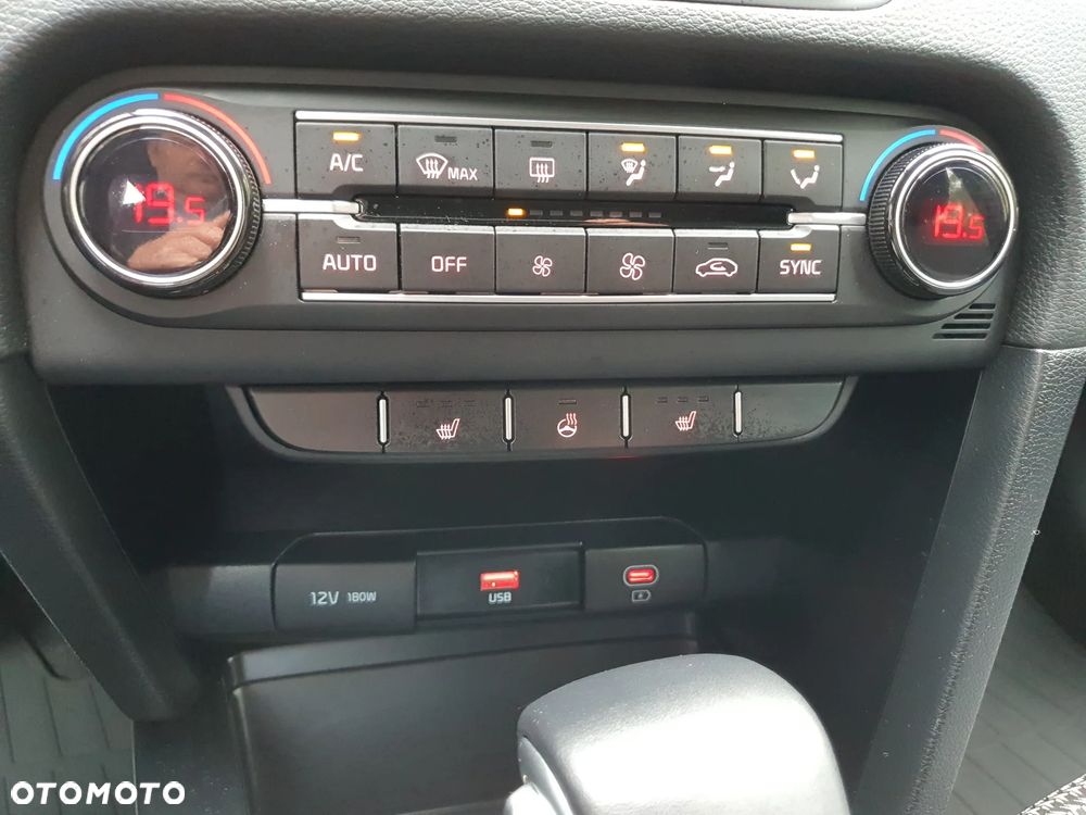 Kia XCeed 1.5 T-GDI M DCT - 22