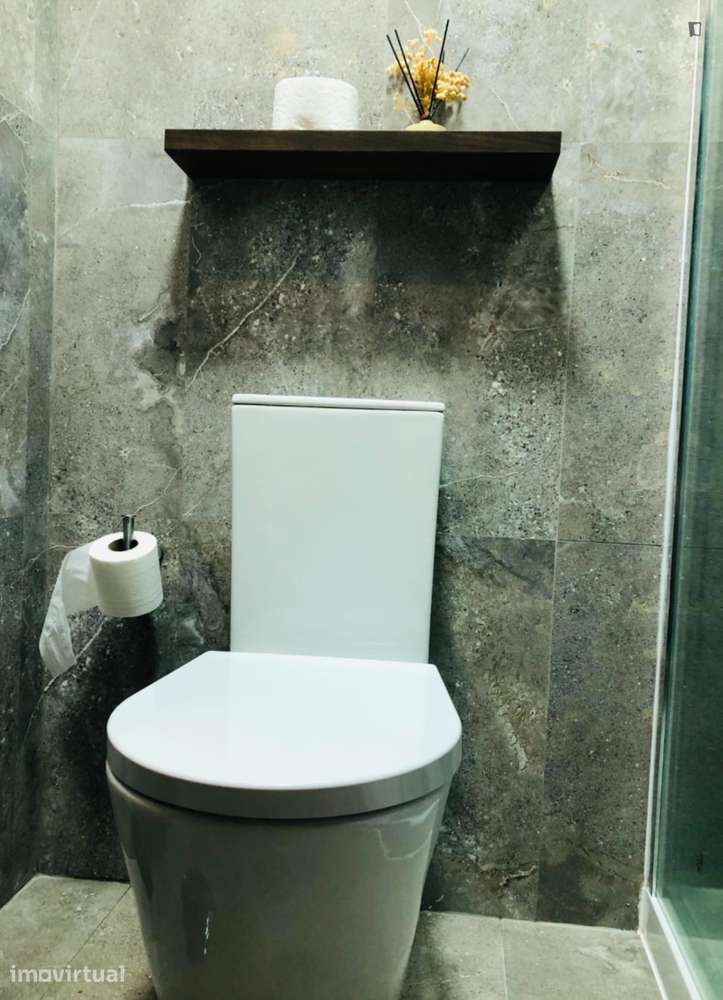 Quarto - localizado em Sete Rios Lisbon - Grande imagem: 3/15