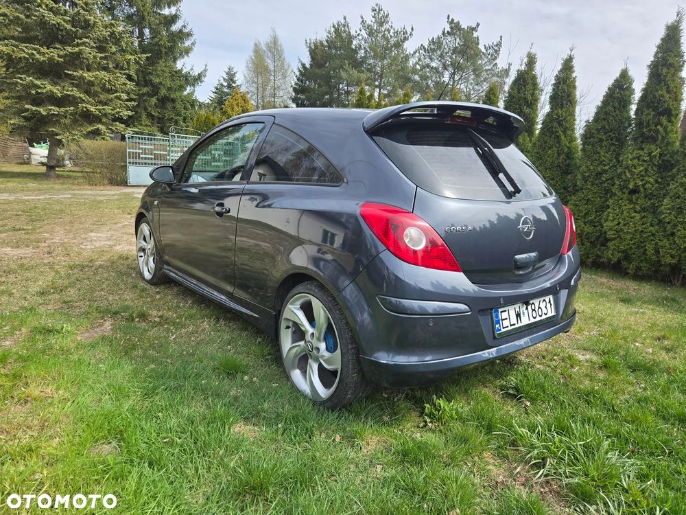 Opel Corsa 1.2 16V Enjoy - 4
