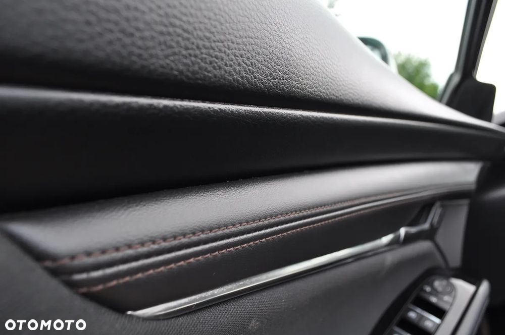Mazda 3 e-SKYACTIV-G 122 M HYBRID EXCLUSIVE-LINE - 39