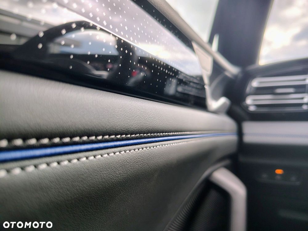 Volkswagen Tiguan - 19