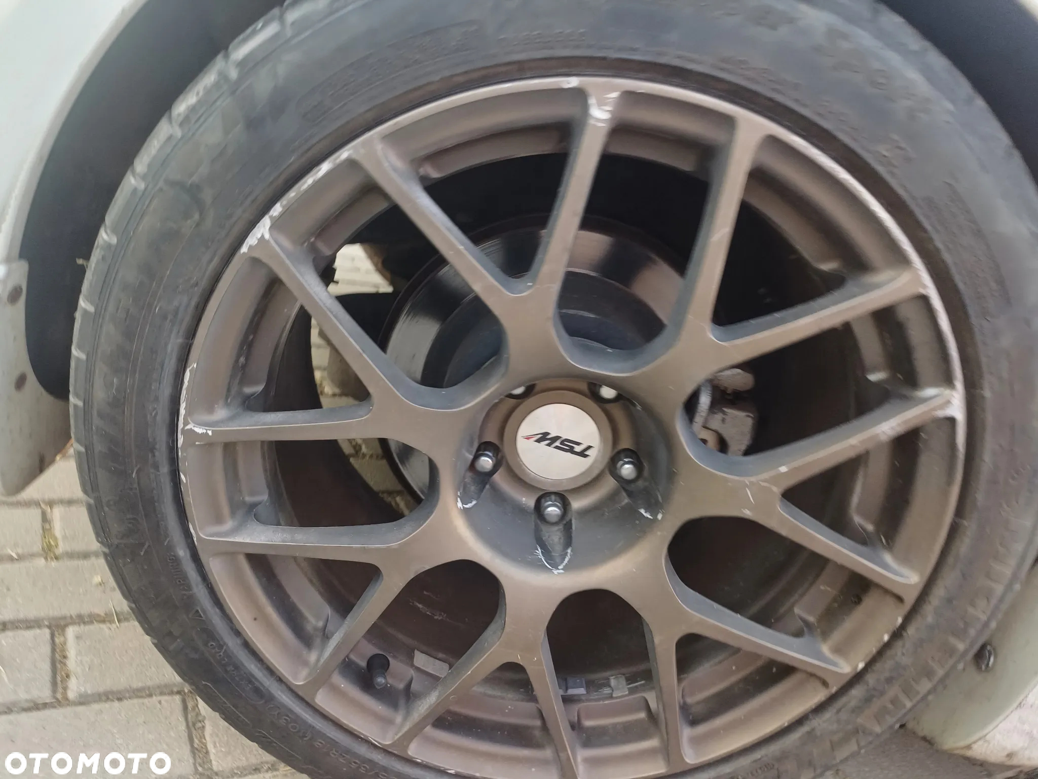 Nissan 350 Z - 25