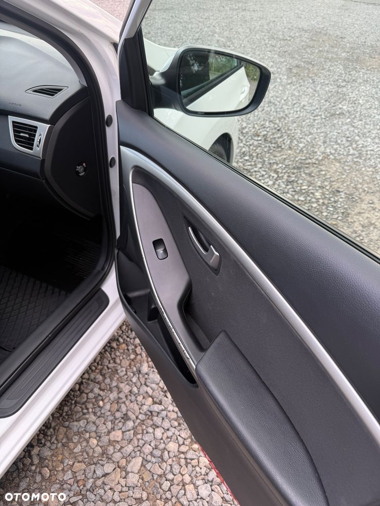 Hyundai i30 1.6 CRDi BlueDrive Classic + - 11