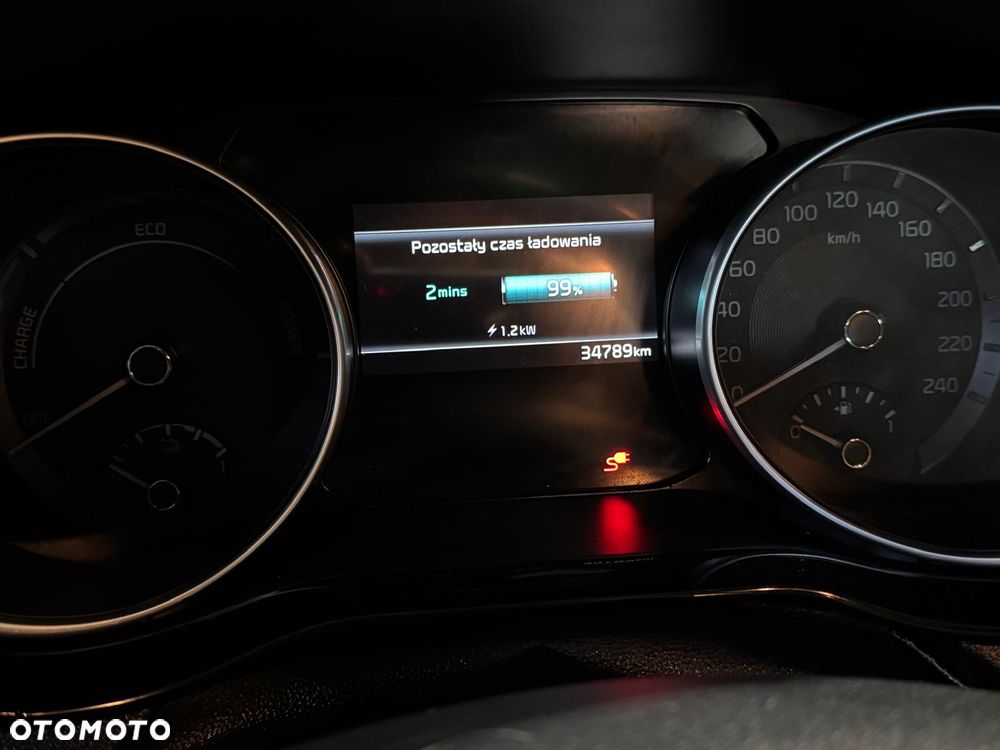 Kia Ceed 1.6 GDI PHEV L Business Line DCT - 30