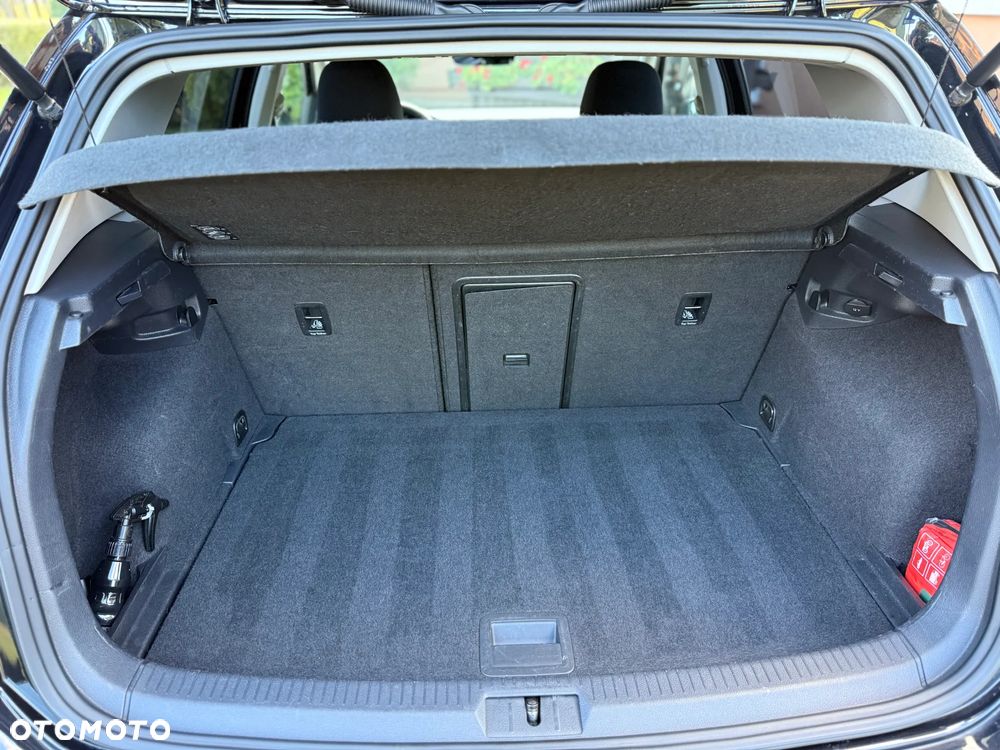 Volkswagen Golf VII 1.6 TDI BMT Comfortline - 19