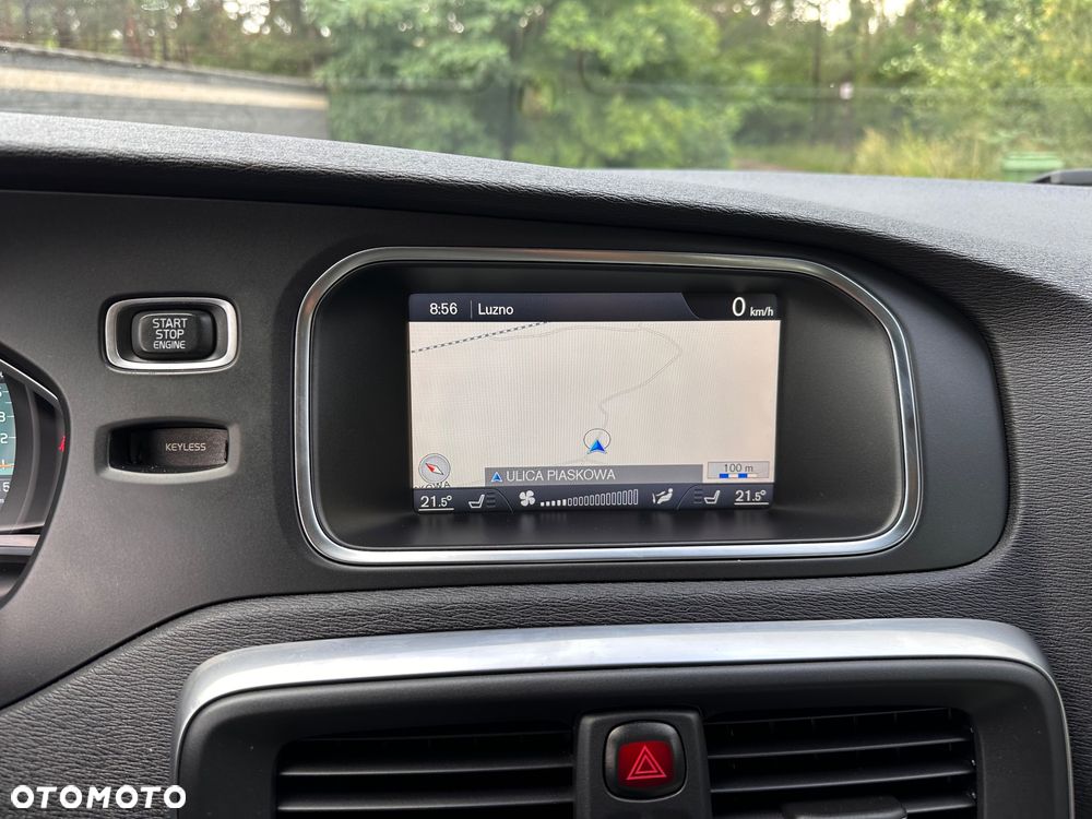 Volvo V40 D2 Summum - 32
