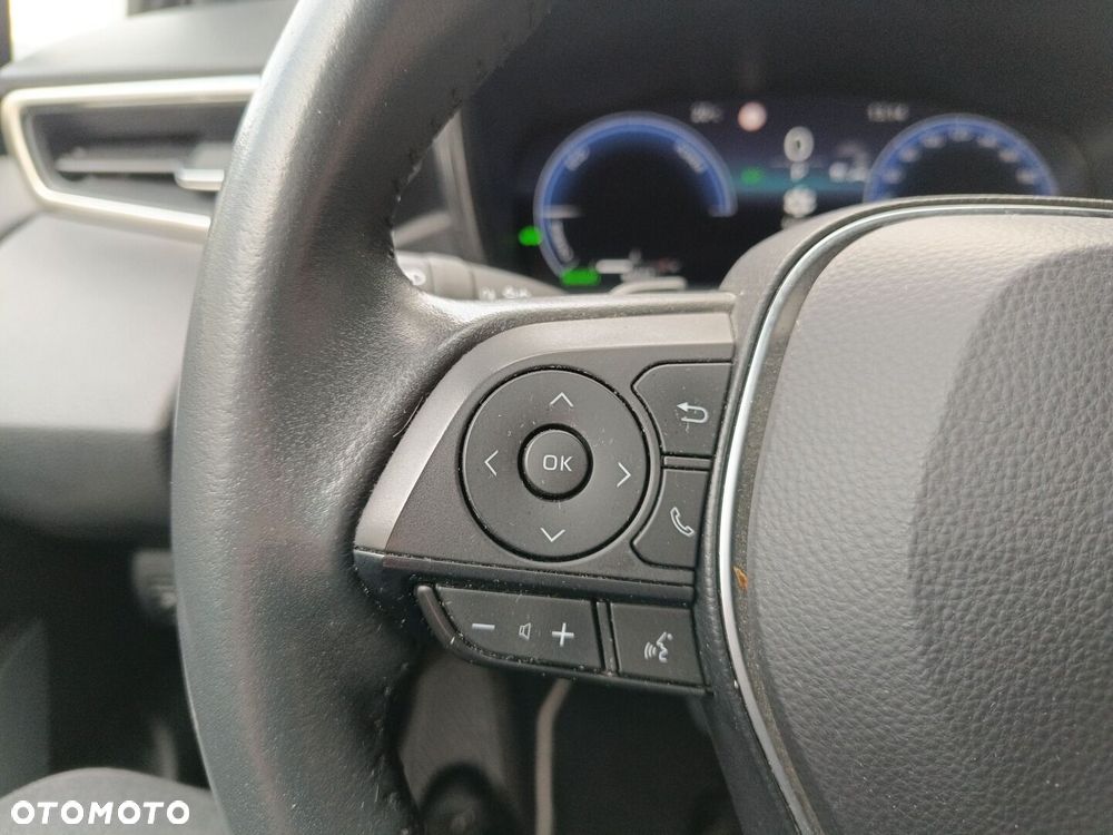 Toyota Corolla - 22