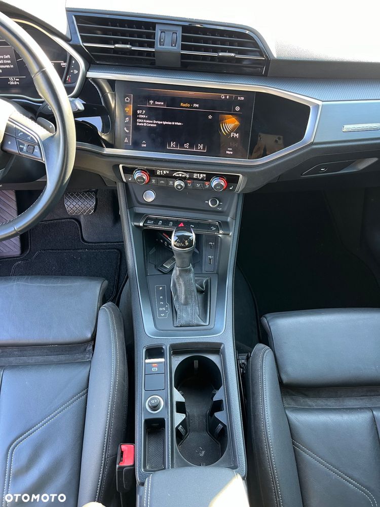 Audi Q3 - 30