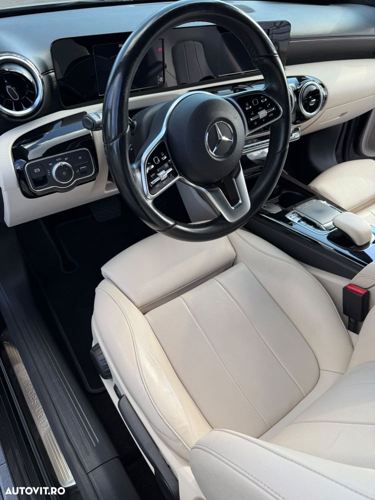 Mercedes-Benz A 200 Sedan 7G-DCT Edition 19 - 5