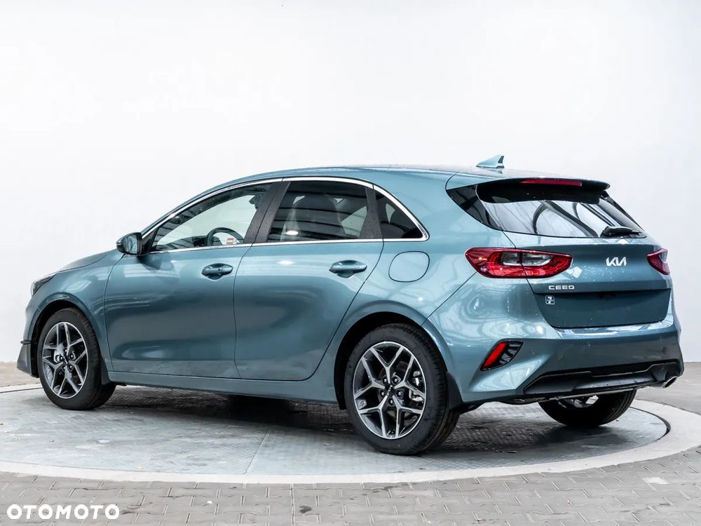 Kia Ceed 1.5 T-GDI Tribute DCT - 3