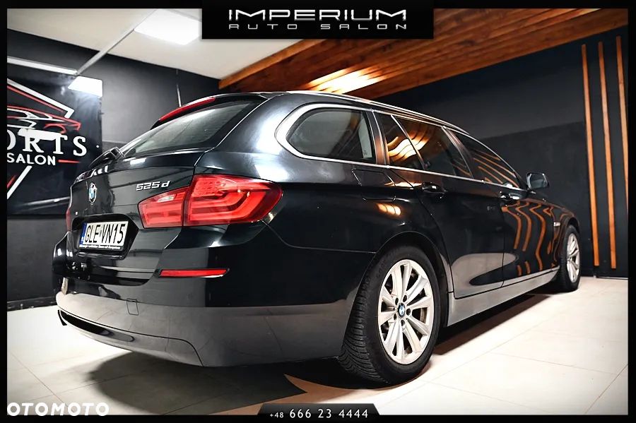 BMW Seria 5 525d Touring Modern Line - 15