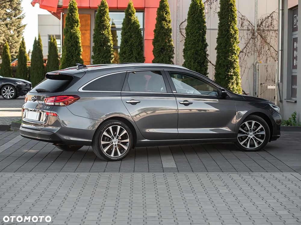 Hyundai i30 1.4 T-GDI DCT Premium - 14