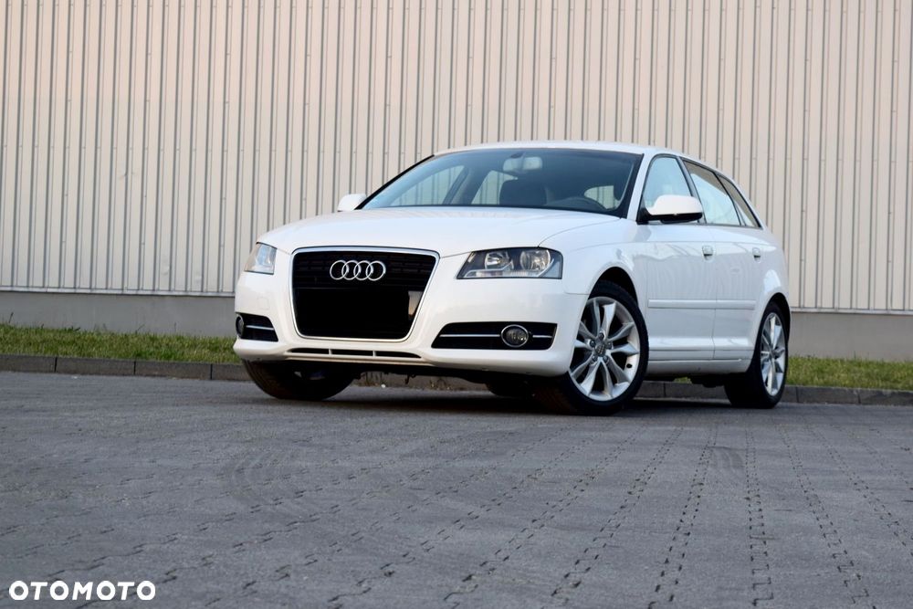Audi A3 Sportback 1.6 S line Sportpaket plus - 1