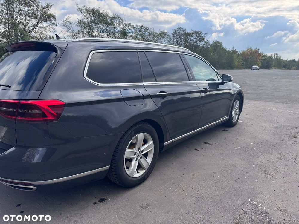 Volkswagen Passat 2.0 TDI SCR DSG Highline - 8