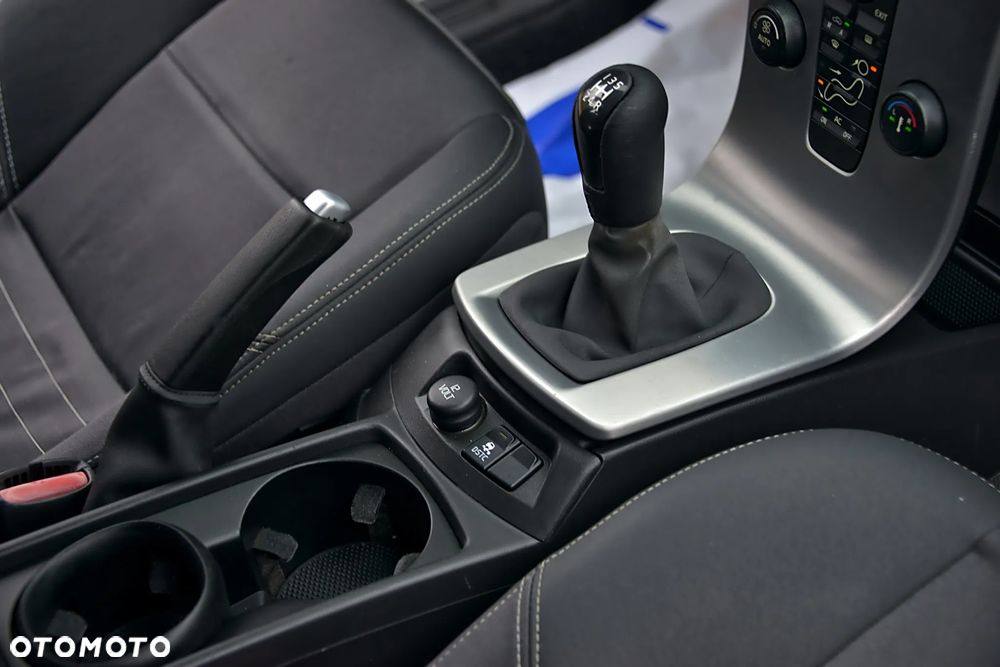 Volvo V50 1.8 Momentum - 30