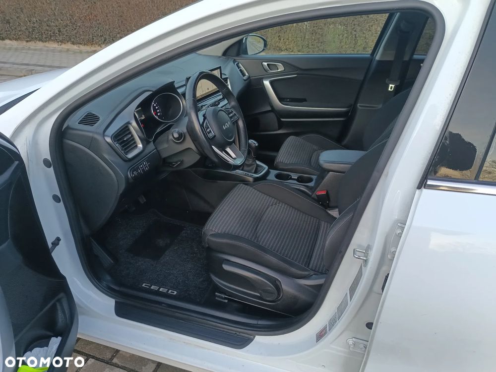 Kia Ceed 1.5 T-GDI OPF JBL Sound Edition - 17