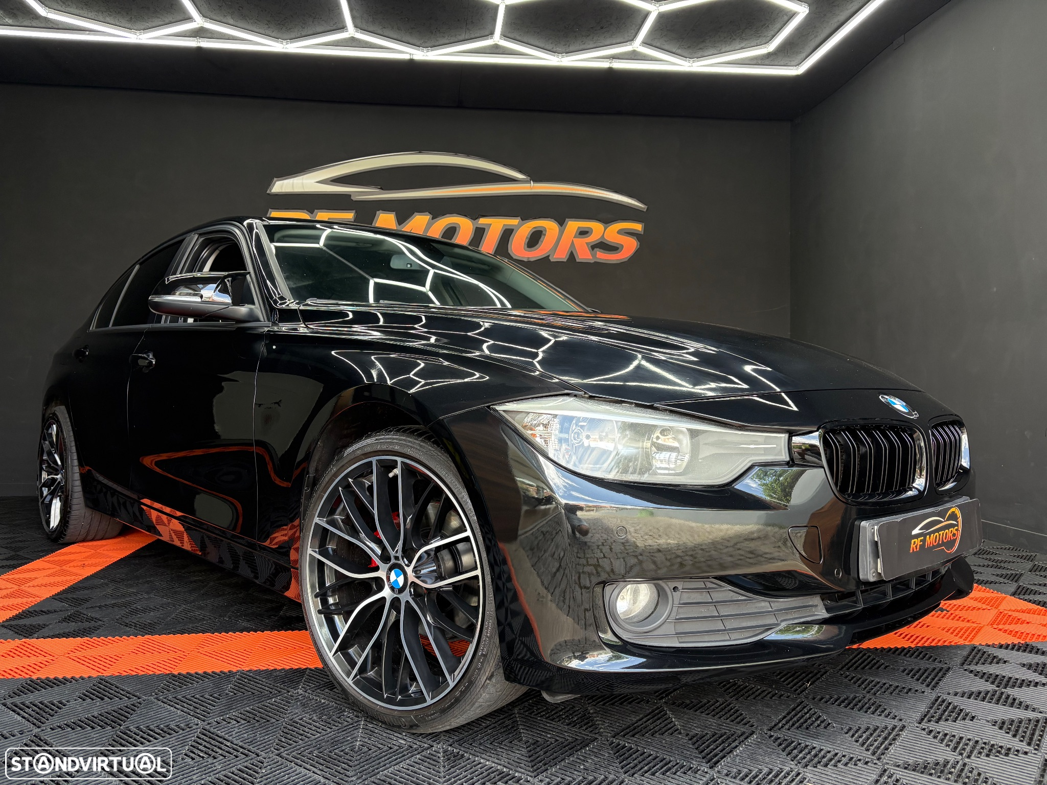BMW 318 d Aut. Sport Line - 19